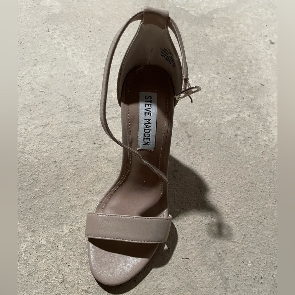 Steve Madden size 4 new